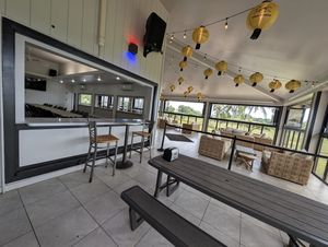 Jolene's by the Bay - Kaneohe