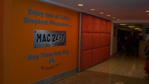 MAC 24 - 7 Bar + Restaurant
