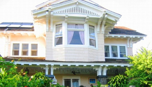 Manoa Valley Inn