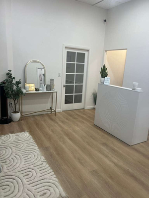Pono Lani Wellness And Beauty Center