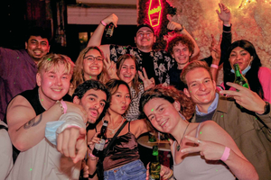Hong Kong : la tournée des bars n°1 avec boissons à volonté !