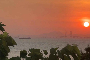 Hongkong: Privat solnedgang på Lantau og teoplevelse i Tai O