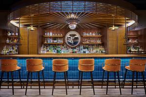 Bar De Luxe