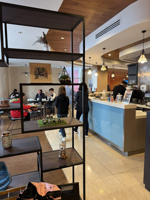 Le Bar