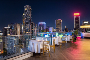 The Emperor Hotel 英皇駿景酒店