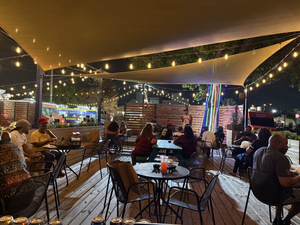 4501 Almeda Food & Entertainment