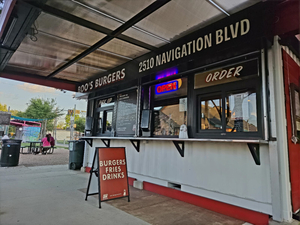 Boo’s Burgers