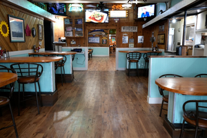 Floyd's Seafood - Webster