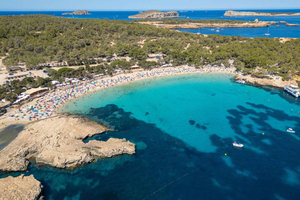 paseo guiado en moto de agua por Cala Bassa