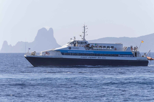 Formentera: Discover our fast ferry + electric bike package