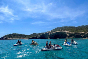 Tour privato in moto d'acqua a Ibiza
