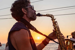 Sunset Live Music Cruise with Live Saxophone