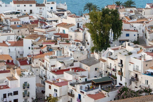 Prywatna piesza wycieczka z przewodnikiem po Starym Mieście na Ibizie