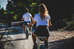 Opastettu sähköpyöräretki Ibizalla