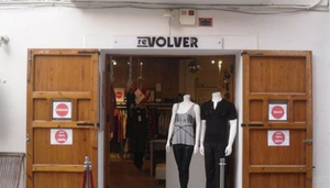 reVOLVER