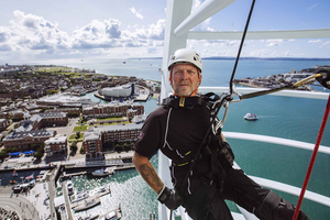 Portsmouth: Spinnaker Tower Abseiling Experience