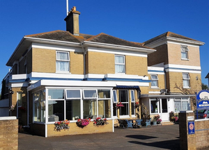 Sandhill Hotel