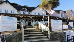 The Waterfront Inn