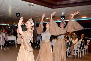 Bosporus Dinner Cruise Tour mit privatem Tisch