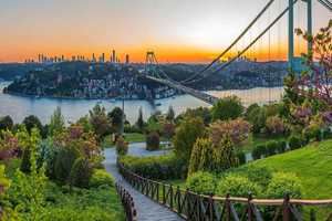 Estambul: Tour de la ciudad de 2 lados de día completo con almuerzo y tour en barco