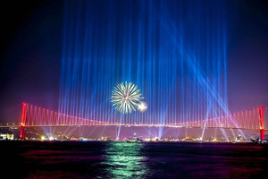 New Year's Eve Bosphorus Party Cruise – Istanbul