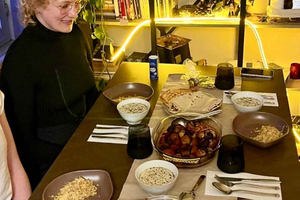 Endast för kvinnor: Sociala middagar hemma hos en lokal kock