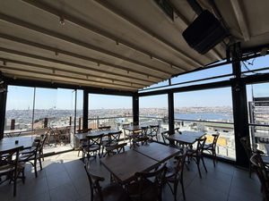 Balkon Restaurant & Bar