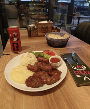 Cıkas Cafe & Restaurant