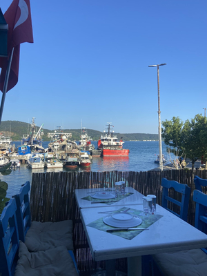 Denizkızı Meyhanesi