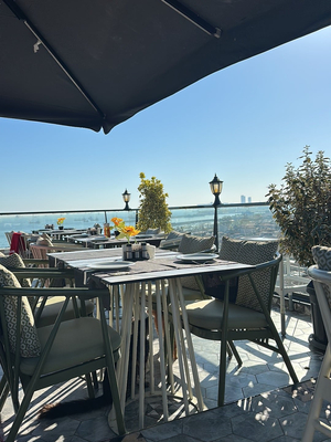 Istanbul Rooftop Hookah & Bar