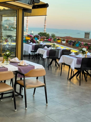 KSR Cesme Fish Kebab & Terrace Restaurant