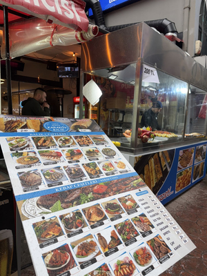 Meşhur Tari̇hi̇ Karaköy Balikçisi