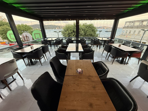 Mondes Terrace Restaurant