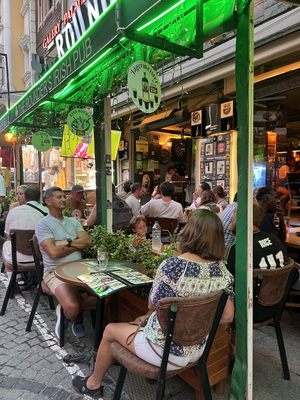 Rounders İrish Bar