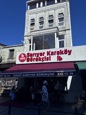 Tarihi Sarıyer Börekçisi