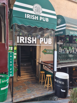 U2 Istanbul Irish Pub