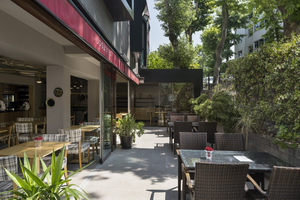 Upsuites Hotel