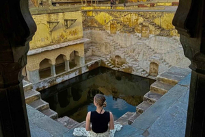 Jaipur Jeep Safari: Amber, Jaigarh, Nahargarh Forts Stepwell