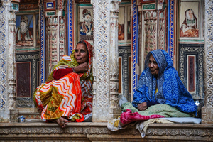 Transport til Bikaner by med besøg i Mandawa by fra Jaipur
