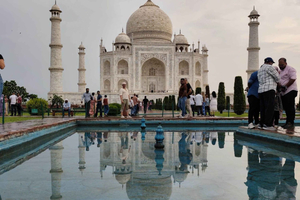 New Delhi: Kahden päivän Agra-luksuskierros ja majoitus viiden tähden hotellissa