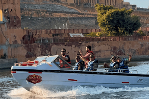 Speed Boat, Amber Walking Tour & Sunset with Pickup