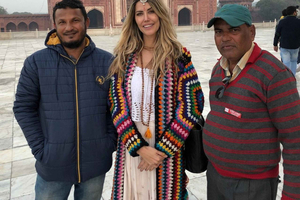 Taj Mahal and Agra Private Tour with free Airport pickup