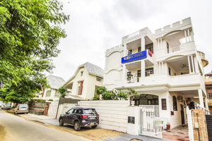 FabHotel Jaipur Villa