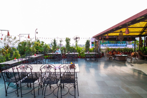 Kalyan Restaurant & Bar
