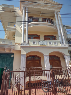 Sadasukh Guest House