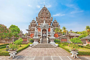 Jakarta : Vacker miniatyr av Indonesiens härliga park