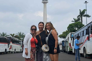 Jakarta: Private Car Charter with Driver