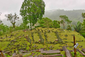 Jakarta Private Tour : Situs Gunung Padang