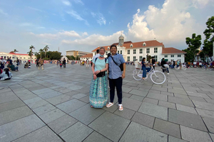 Jakarta: Private Walking Tour with a Local