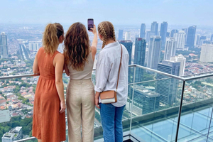 UP Thamrin 9 Sky Deck Ticket & Transfer
